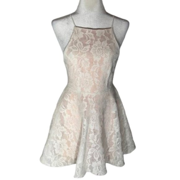 Windsor Spaghetti Strap Ladies White Lace Mini Dress - Picture 1 of 9